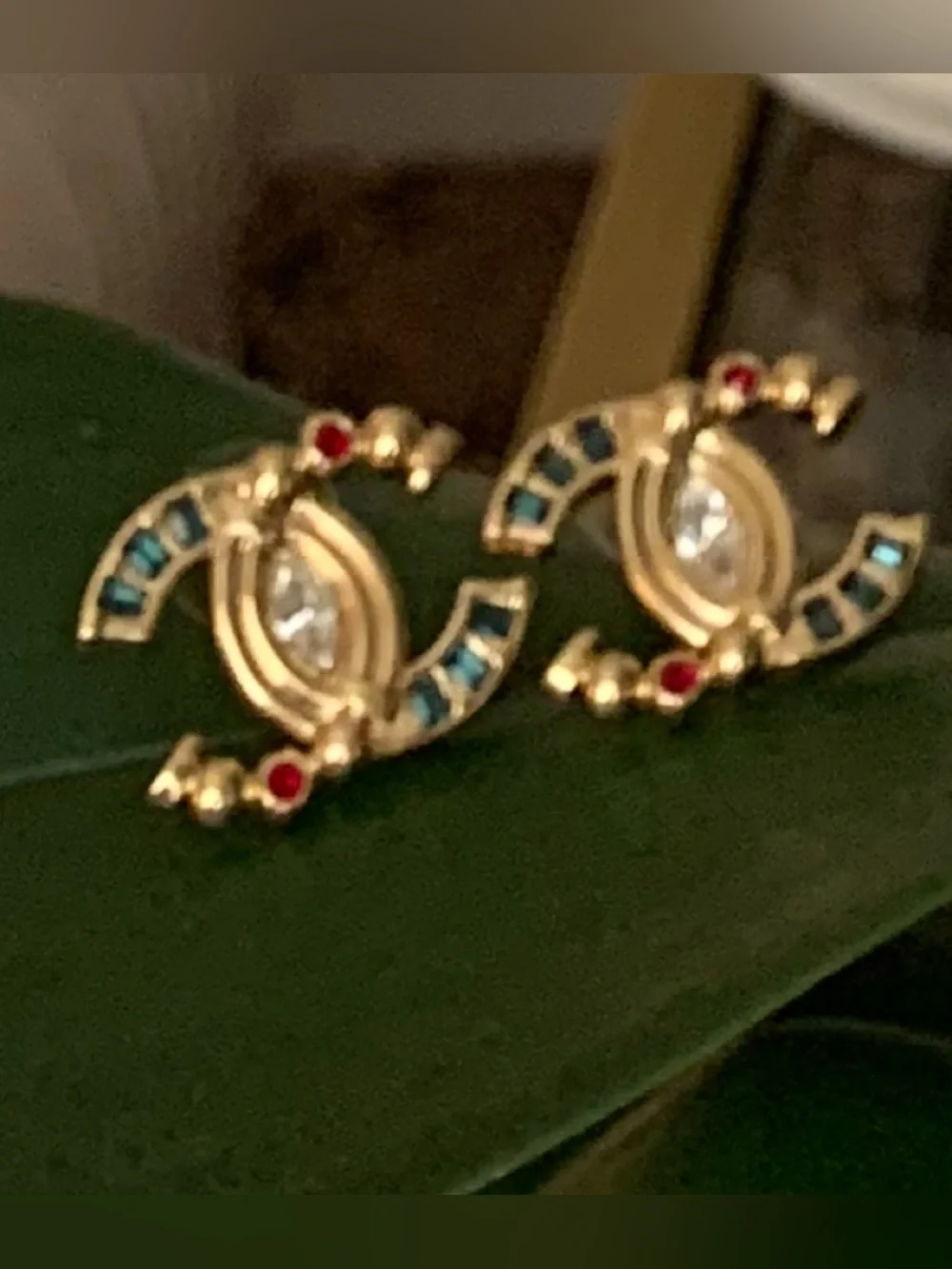 Absolutely stunning, limited edition authentic Chanel CC studs with crystals